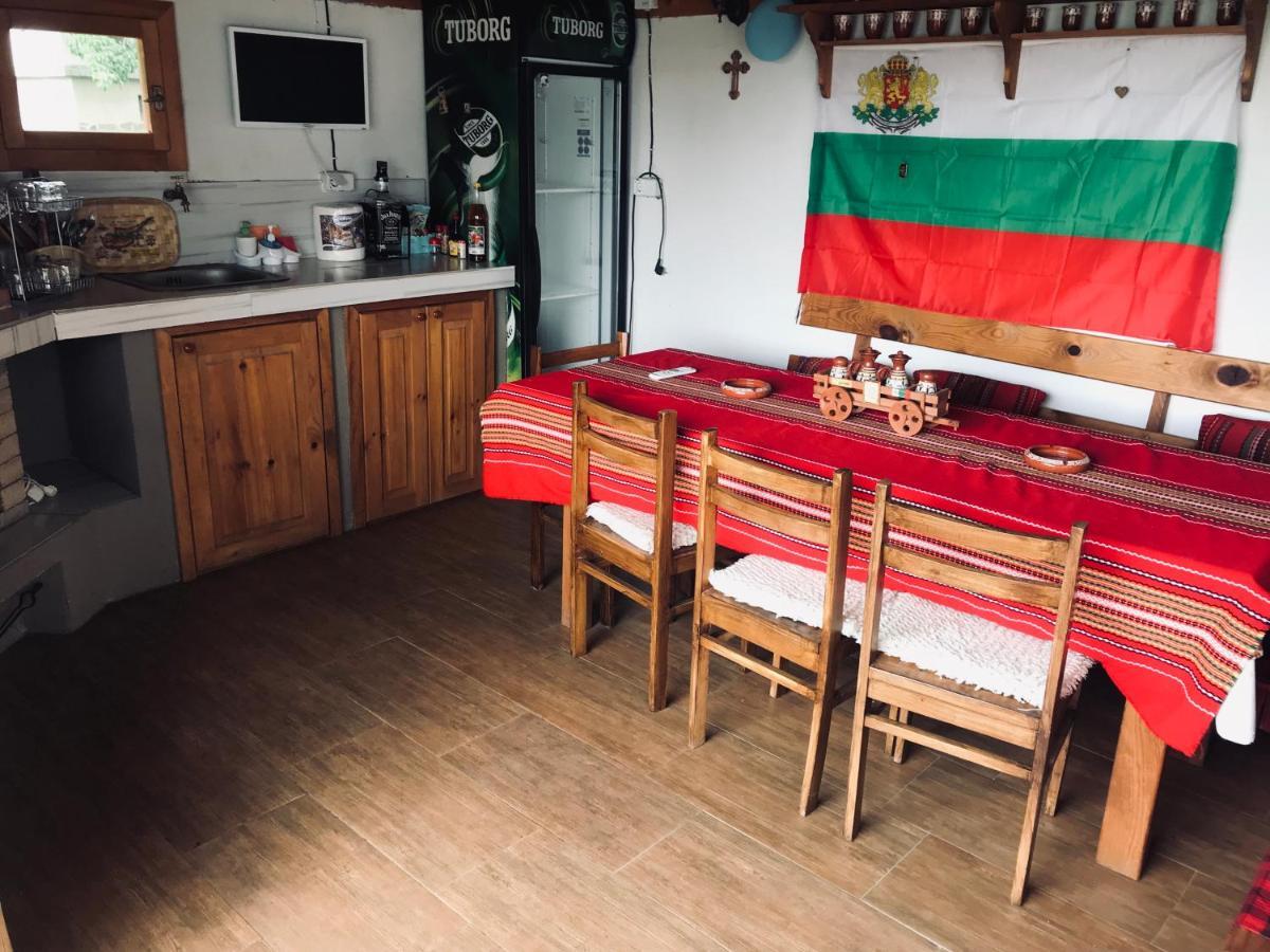Guest House Grahlyov サパレヴァ・バニャ エクステリア 写真